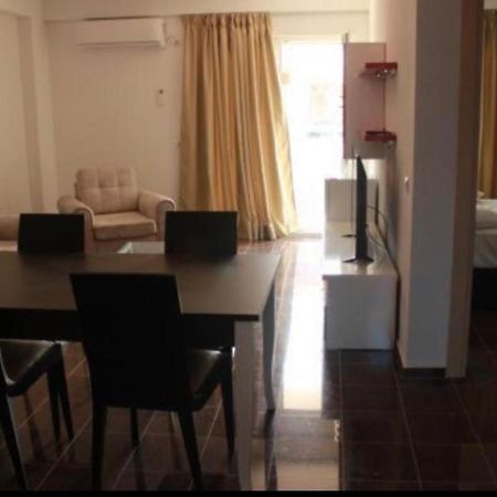 Fishta Hotel & Apartments Velipojë Extérieur photo